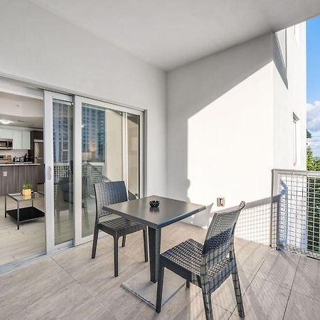 Subtle 2 Bed In Edgewater Downtown With Free Parking Apartamento Miami Exterior foto