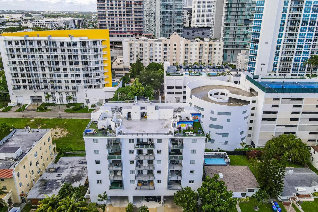 Subtle 2 Bed In Edgewater Downtown With Free Parking Apartamento Miami Exterior foto