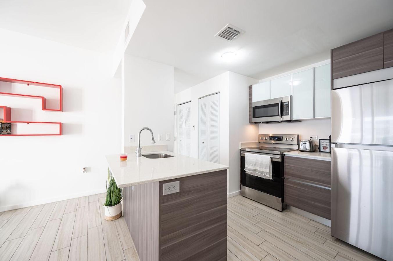 Subtle 2 Bed In Edgewater Downtown With Free Parking Apartamento Miami Exterior foto