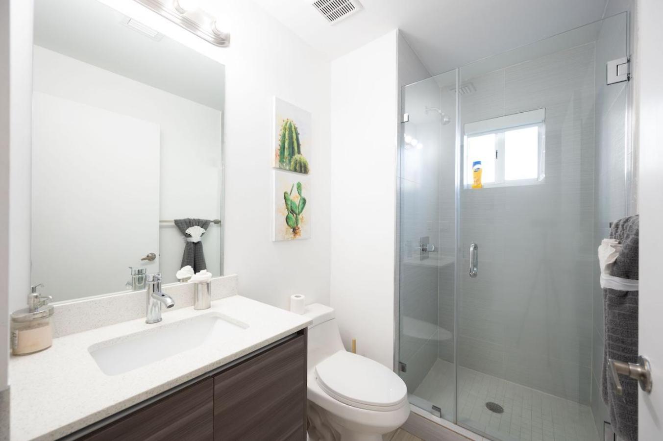 Subtle 2 Bed In Edgewater Downtown With Free Parking Apartamento Miami Exterior foto