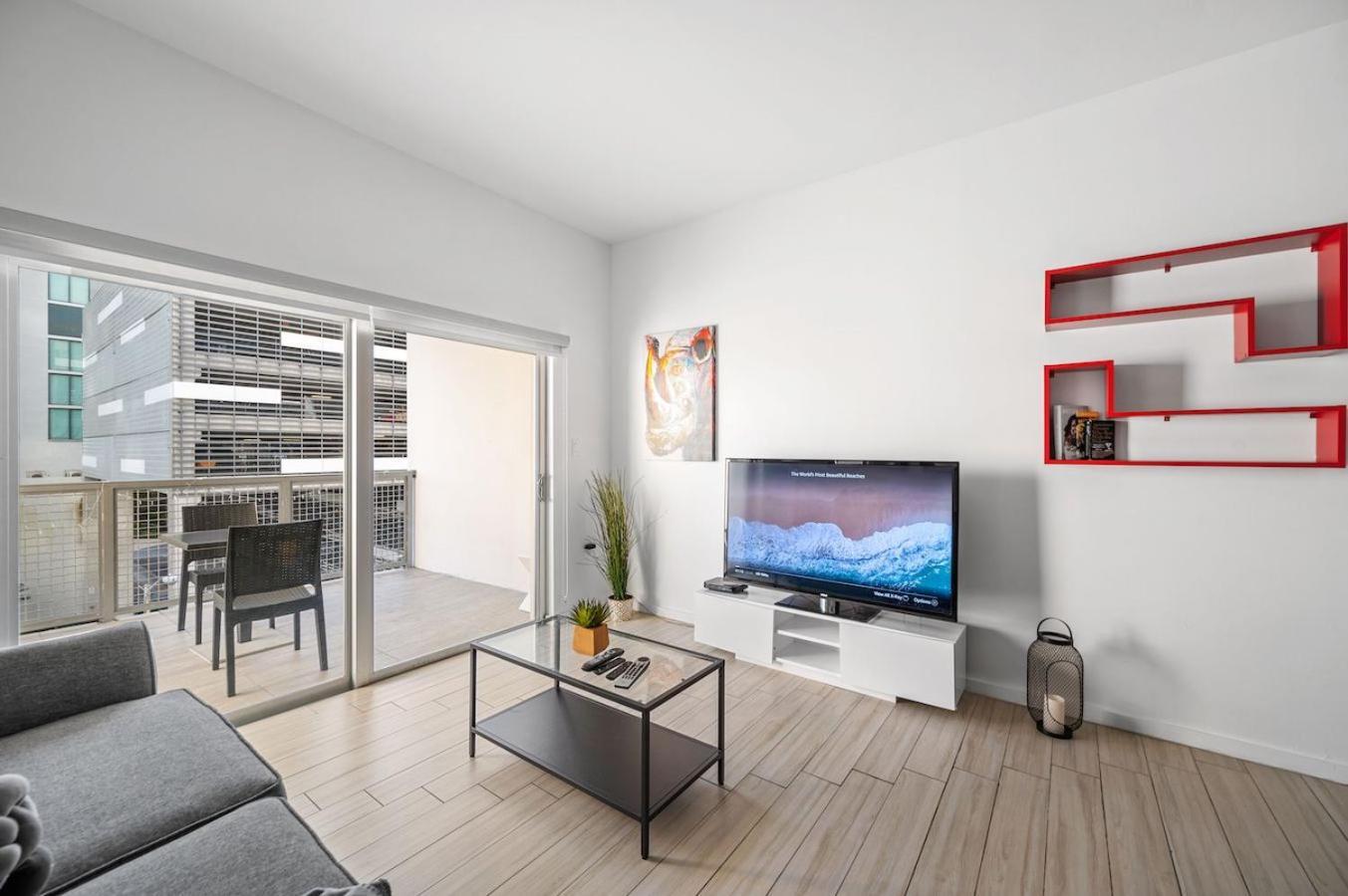 Subtle 2 Bed In Edgewater Downtown With Free Parking Apartamento Miami Exterior foto