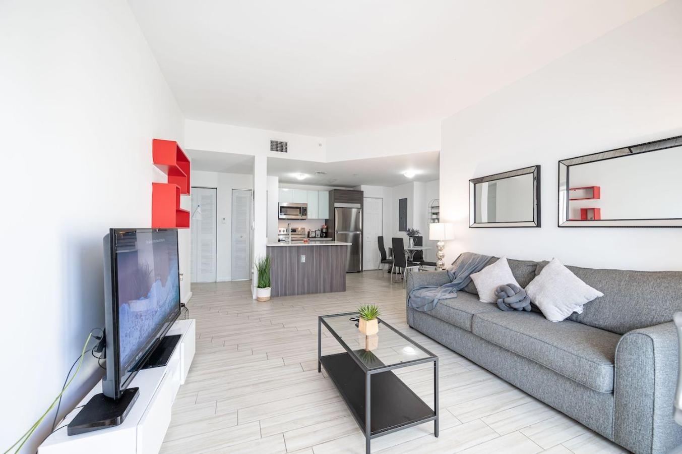 Subtle 2 Bed In Edgewater Downtown With Free Parking Apartamento Miami Exterior foto
